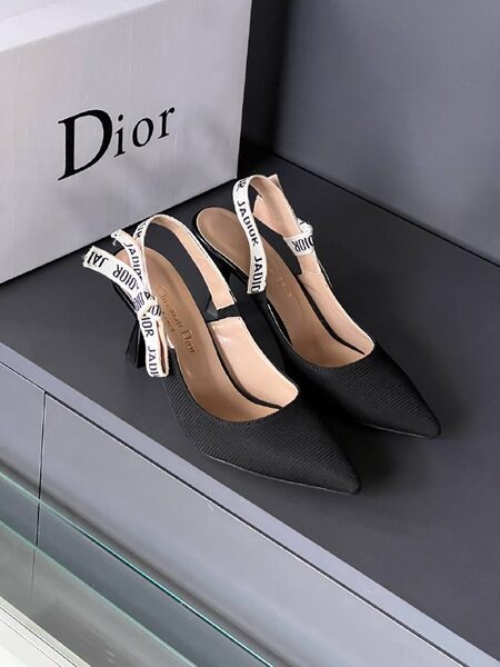 Women's Shoes — TGtiiEZYXUf0