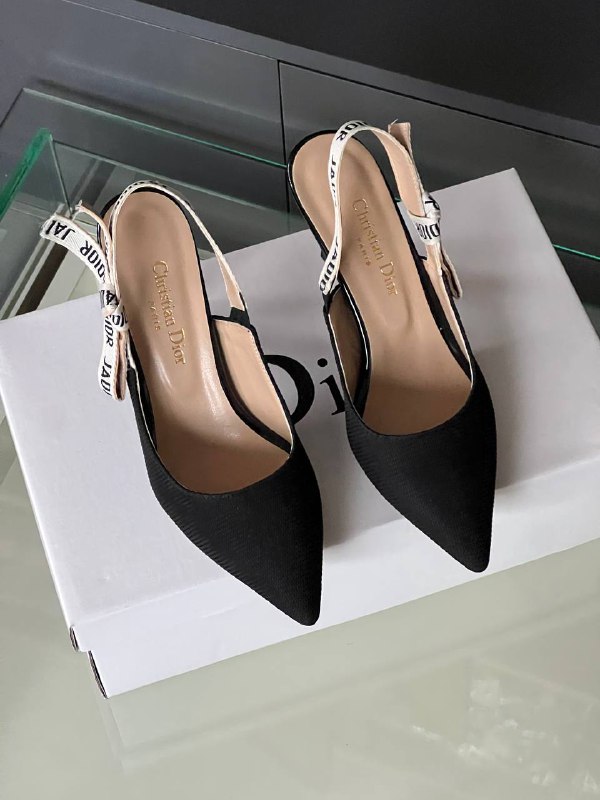 Women's Shoes — TGtiiEZYXUf0 view