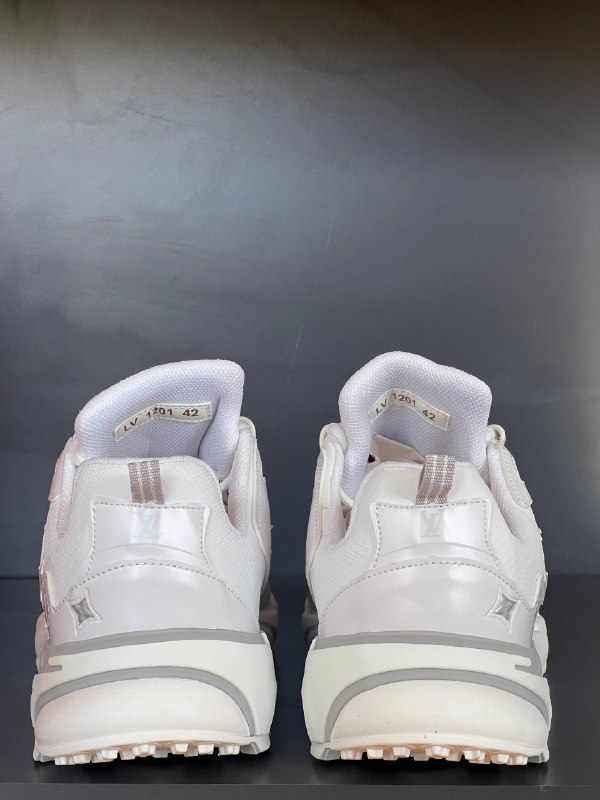 Men's Sneakers — TGtir3Fr78Tc view
