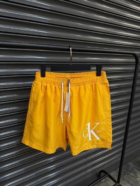 Apparel — TGttszbOvQpV view 4