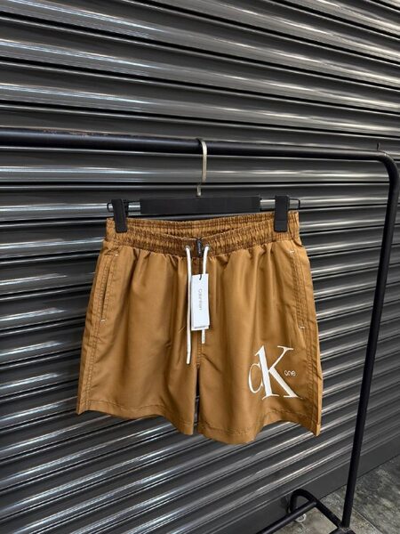 Apparel — TGttszbOvQpV view 5