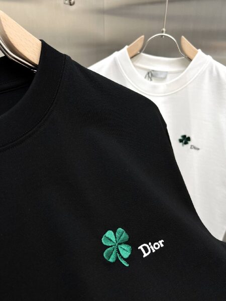 Apparel — TGu1SSsmbcjk view 2