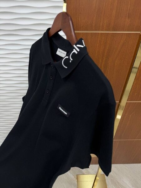 Apparel — TGu65ZFmFQIU view 3