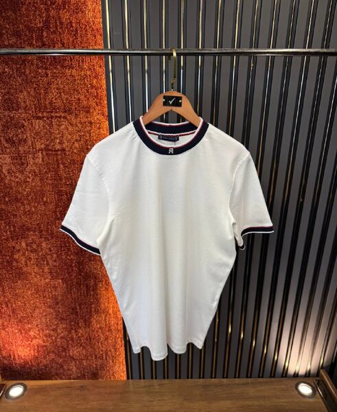 Apparel — TGu8F6mJm7xW view 4