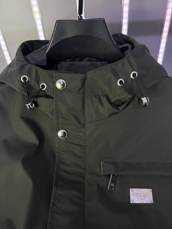 Apparel — TGuAKqBnLC_M view