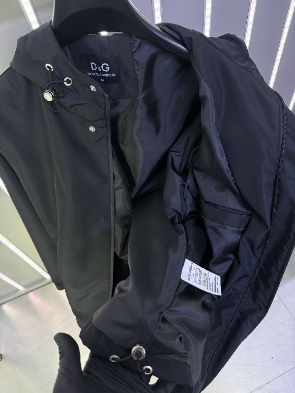 Apparel — TGuApaKAcGJ3 view