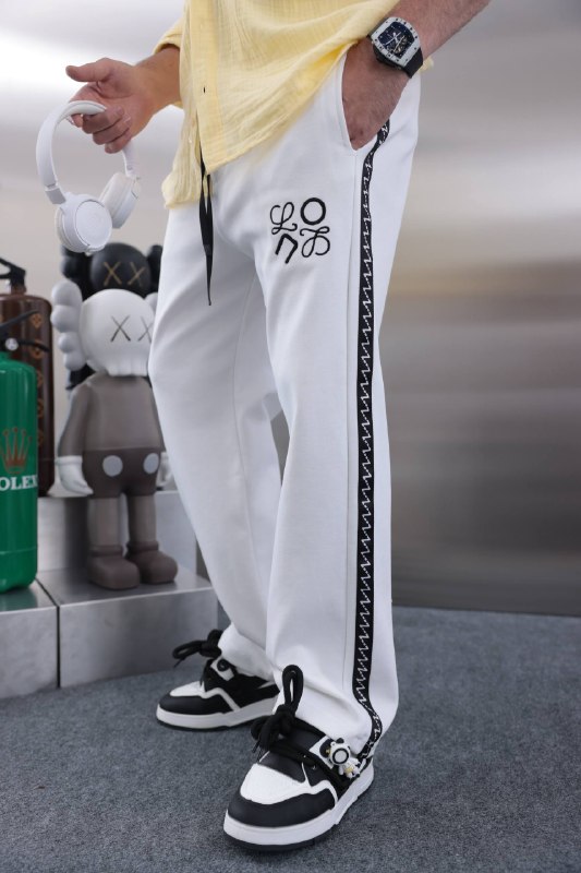 Apparel — TGuEc2h6bimN view