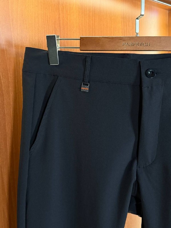 Apparel — TGuF1-zJmPip view