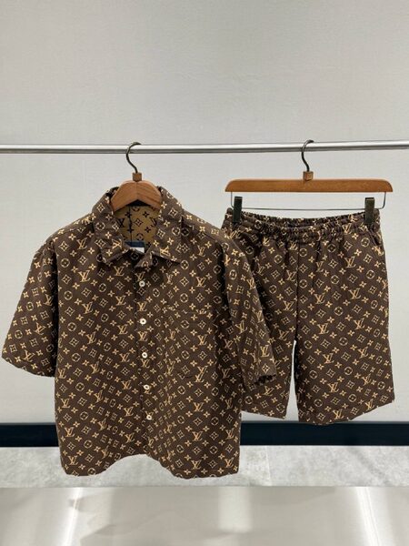 Apparel — TGuMCM7Ik3jb view 3