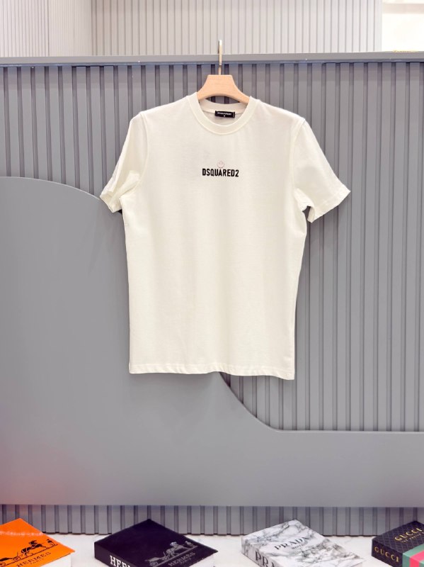 Apparel — TGuMf-VllTJi
