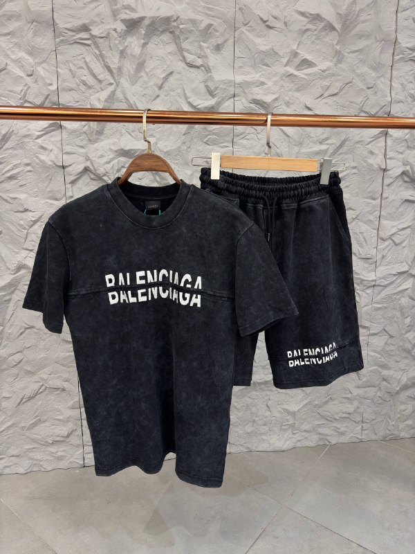 Apparel — TGuN5yre3I9q view