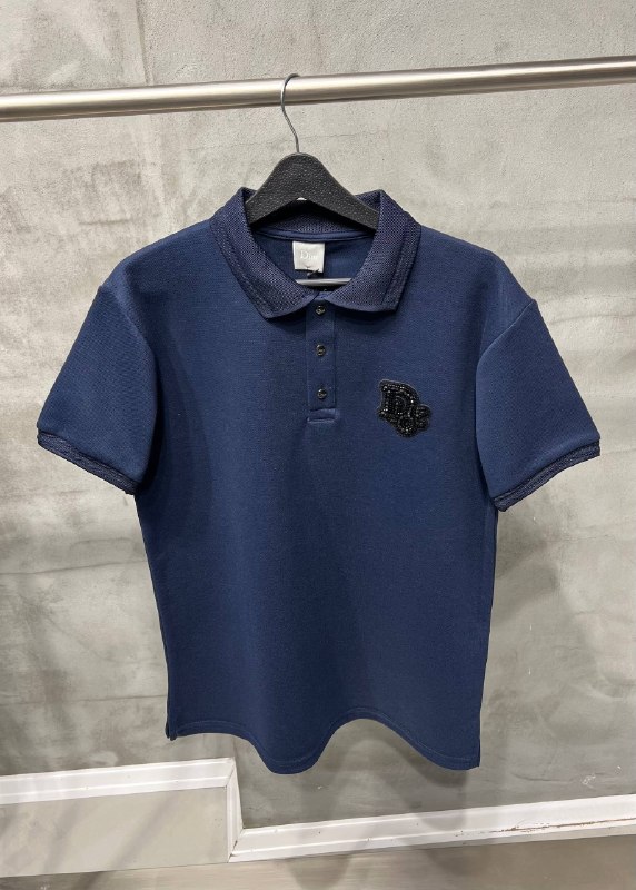 Apparel — TGuNGXZae6uC view
