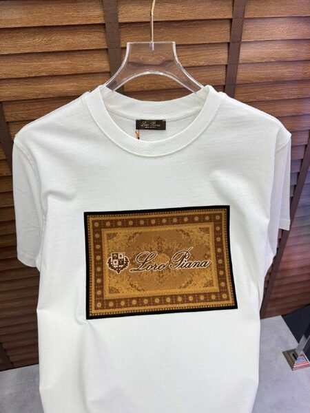Apparel — TGuOIaFUZauL