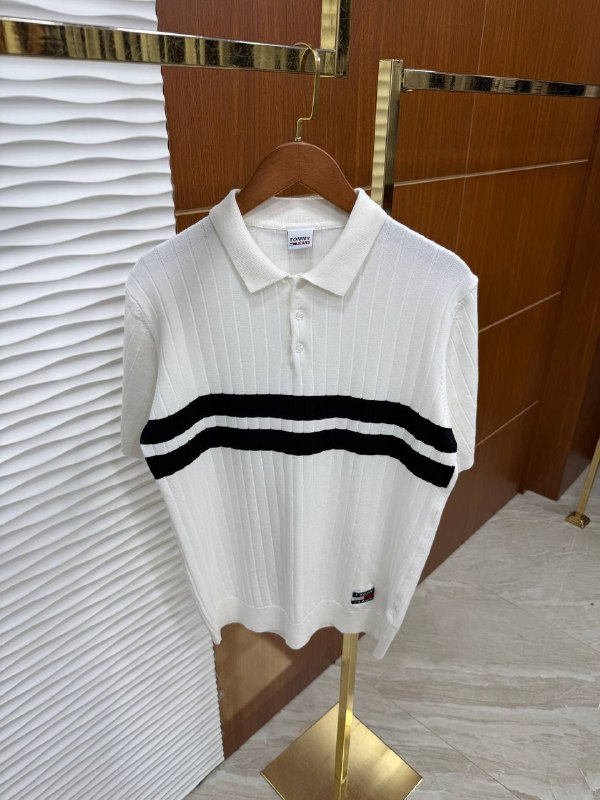 Apparel — TGuUJFgwhP5E view