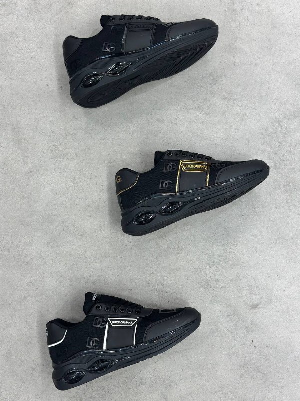 Men's Sneakers — TGuXn72wFAGg