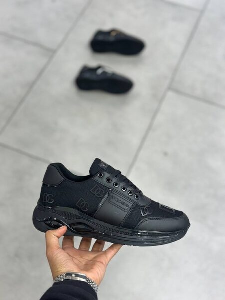 Men's Sneakers — TGuXn72wFAGg view 4
