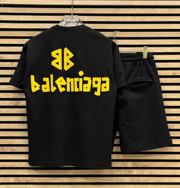 Apparel — TGu_gYoeKKgq view 2