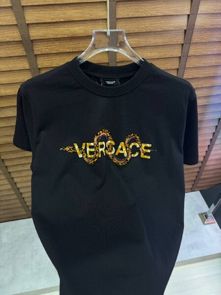 Apparel — TGufpK9YvnGK view 3