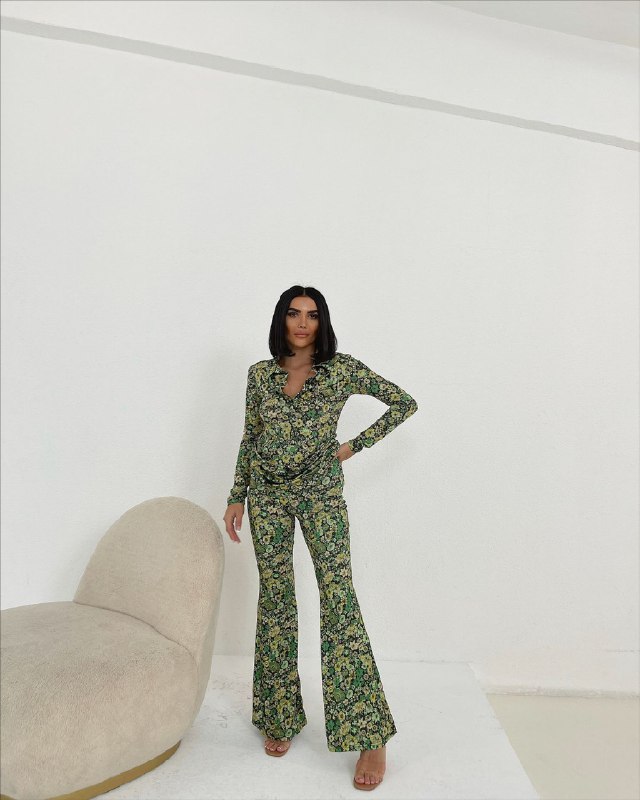Apparel — TGujmx21p8Je view