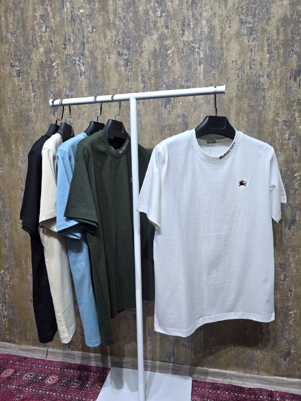 Apparel — TGur5RfFSxZj