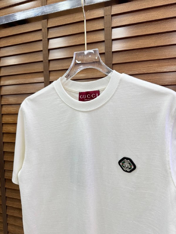 Apparel — TGurH6qPhmWW view