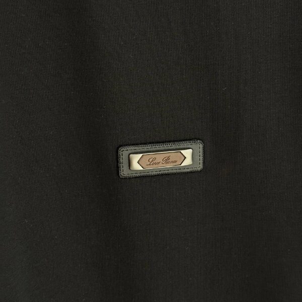 Apparel — TGuswa9zV2q1 view 3