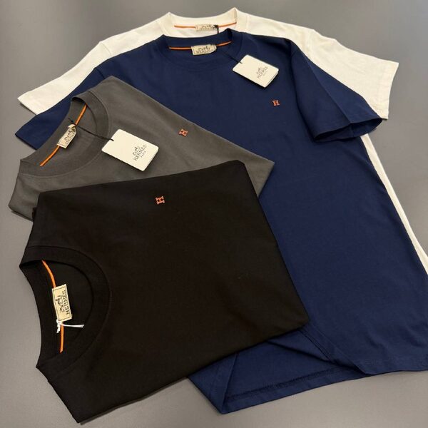 Apparel — TGusxZTFEk6a view 4