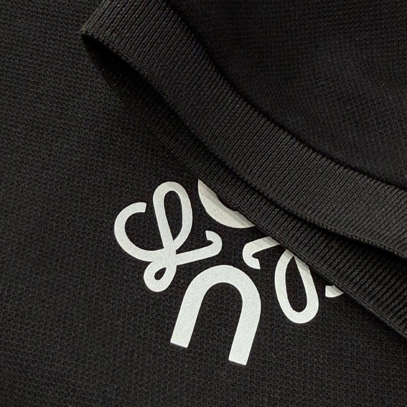 Apparel — TGutcWls_JDr view