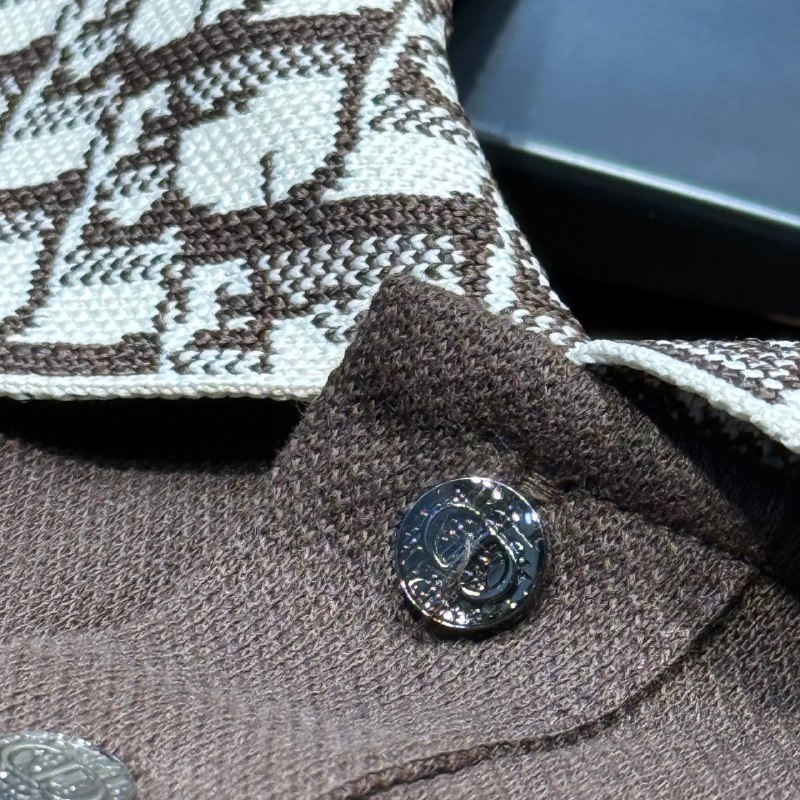 Apparel — TGuuOO9BtcTz view