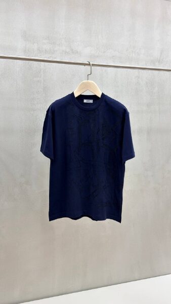 Apparel — TGuyN9q-EjhU view 5