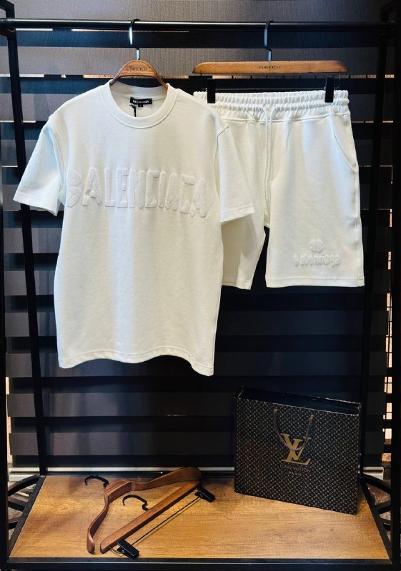 Apparel — TGuyjDmIUfBD