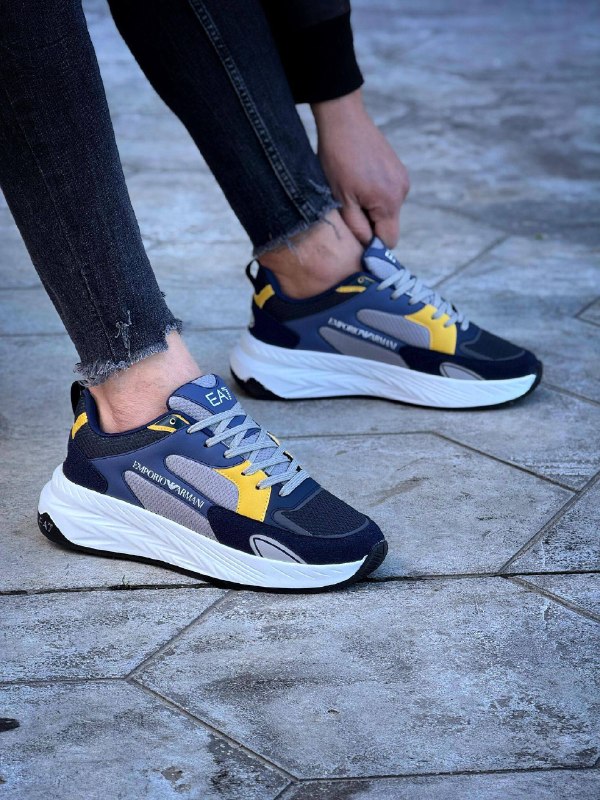Men's Sneakers — TGuzH12Q8jGf view