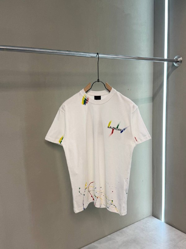 Apparel — TGuzMCQkoOPg view