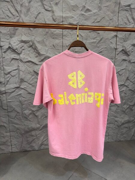 Apparel — TGv2lGjhD2aj view 4