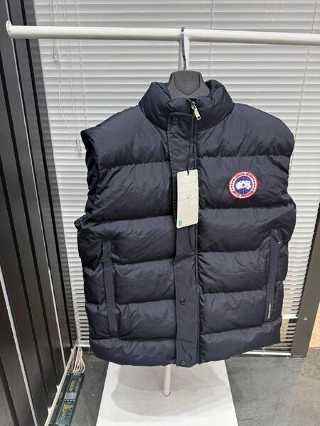 Apparel — TGv5XkyzjhFR view 4