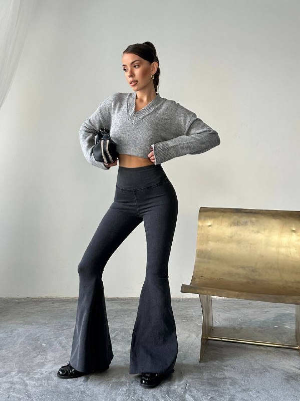 Apparel — TGv6NPtQMufg view