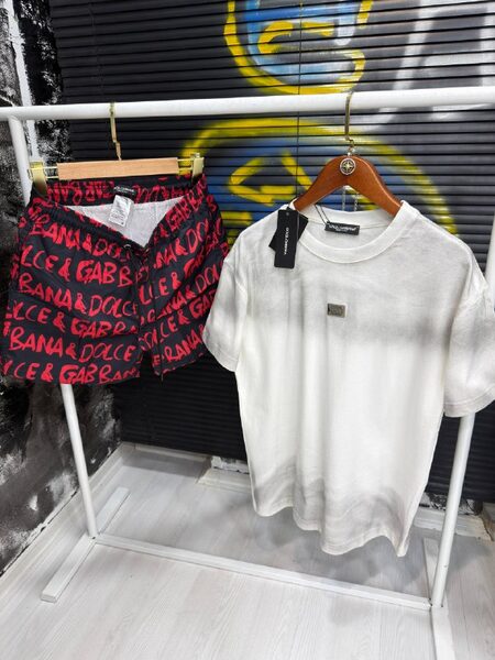 Apparel — TGvRG2-2ynZI
