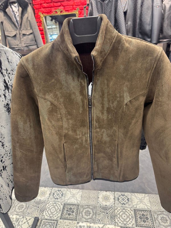 Apparel — TGvRjuU2P_fi