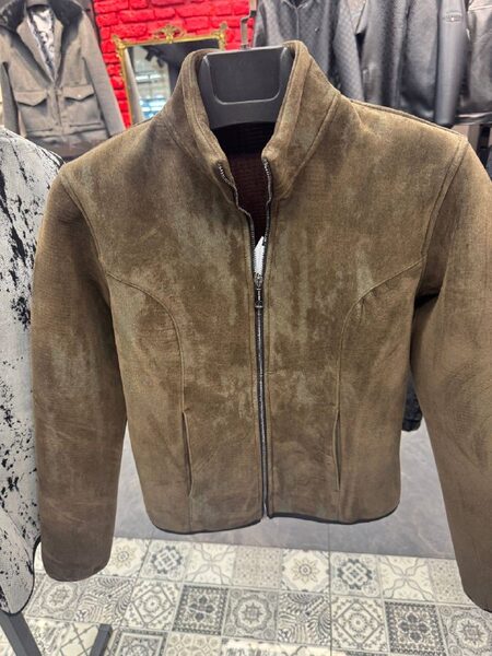 Apparel — TGvRjuU2P_fi