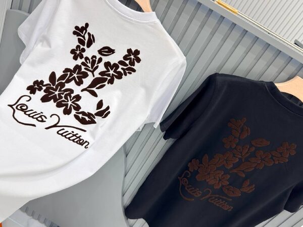 Apparel — TGvYKwfFirPS view 5