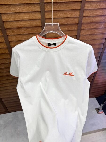 Apparel — TGva3WOSvKC9