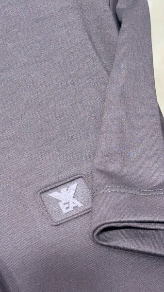 Apparel — TGviv6zGeycC view 2
