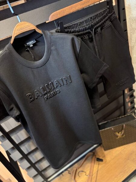 Apparel — TGvkTWqxV-HL