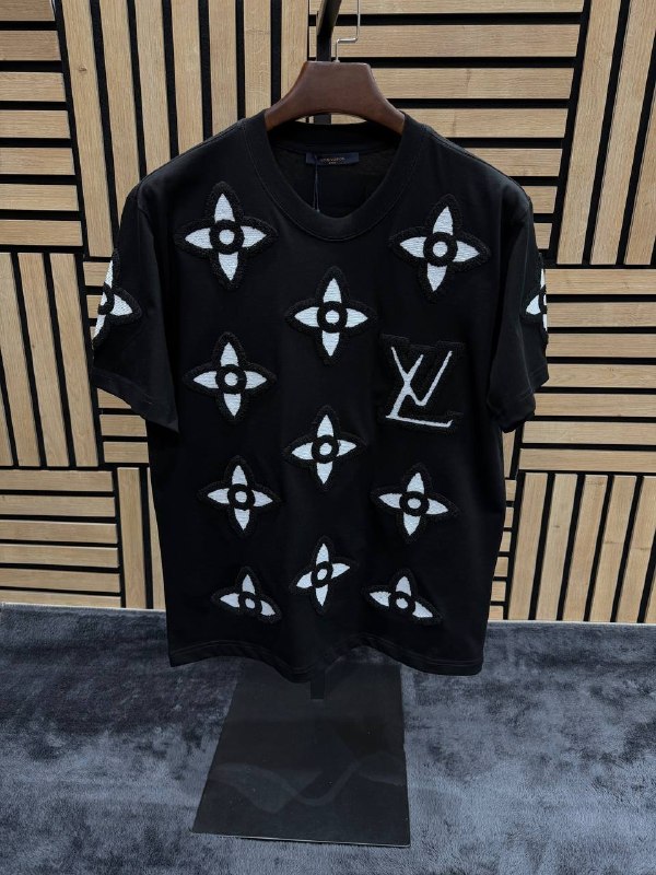 Apparel — TGvwFmDyrSgr
