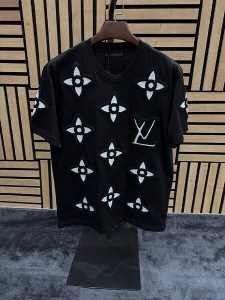 Apparel — TGvwFmDyrSgr