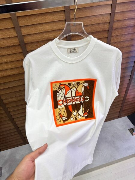 Apparel — TGvwP9P9lyCw