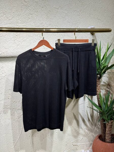 Apparel — TGvw_PeIn8pr