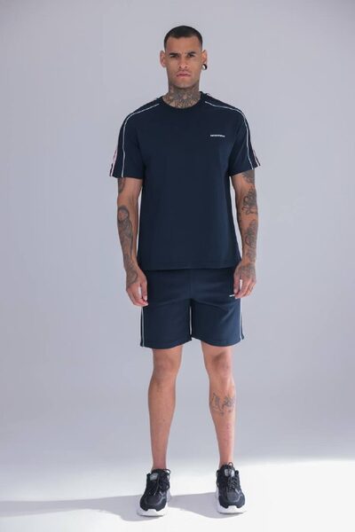 Apparel — TGvyV0mu9z4Q view 5