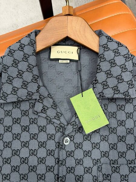 Apparel — TGwCEvUO2op8 view 3